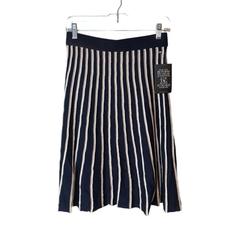 Pure Collection Knitted Navy Blue White and Golden Stripe Skirt NWT Size Small‎